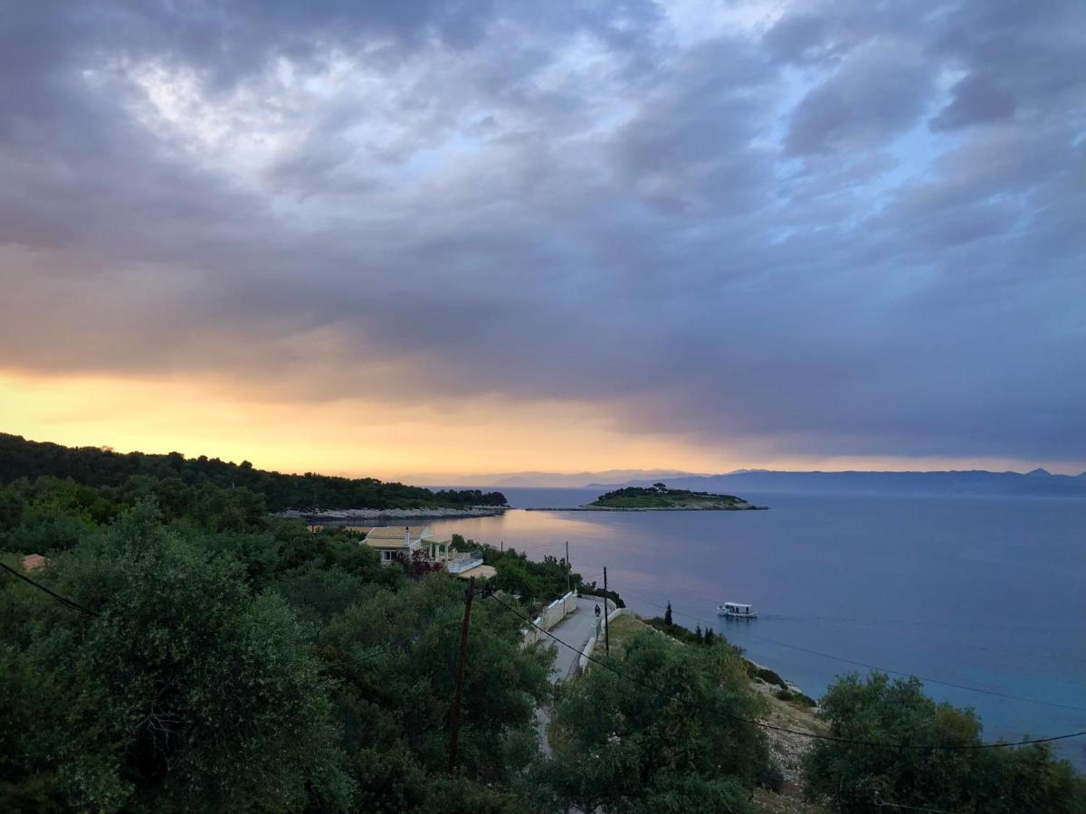 Villa Avgerini Paxos Gaios Exteriör bild
