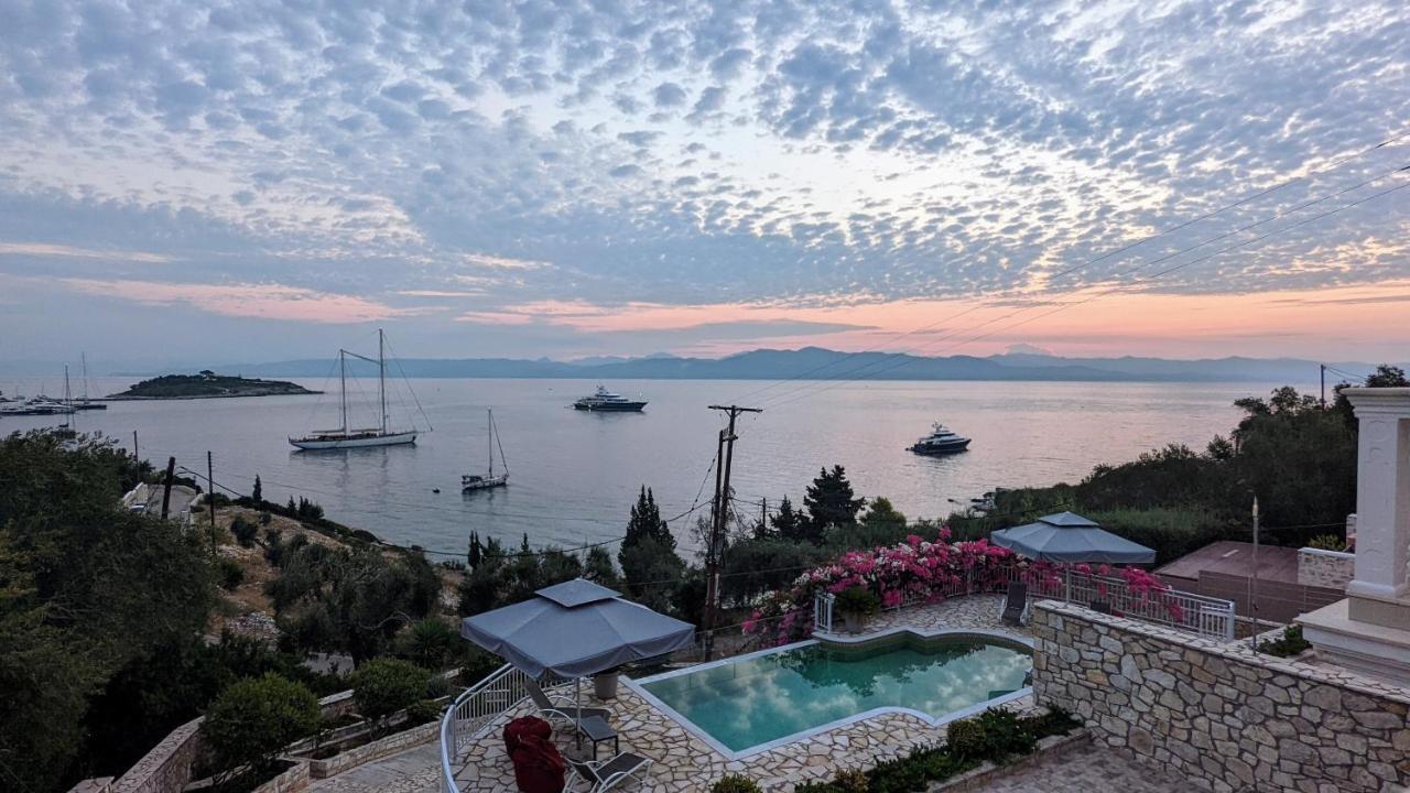 Villa Avgerini Paxos Gaios Exteriör bild