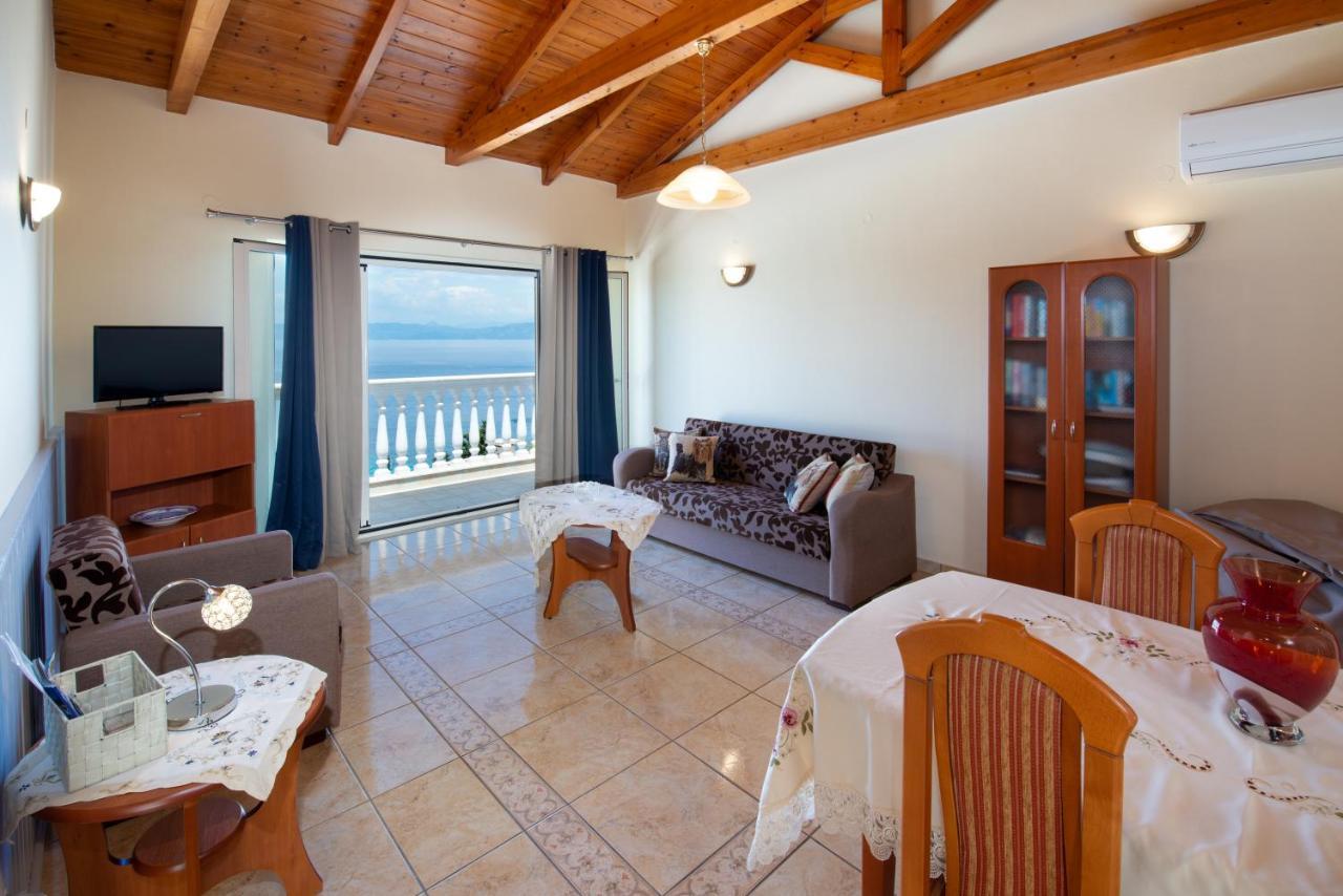 Villa Avgerini Paxos Gaios Exteriör bild